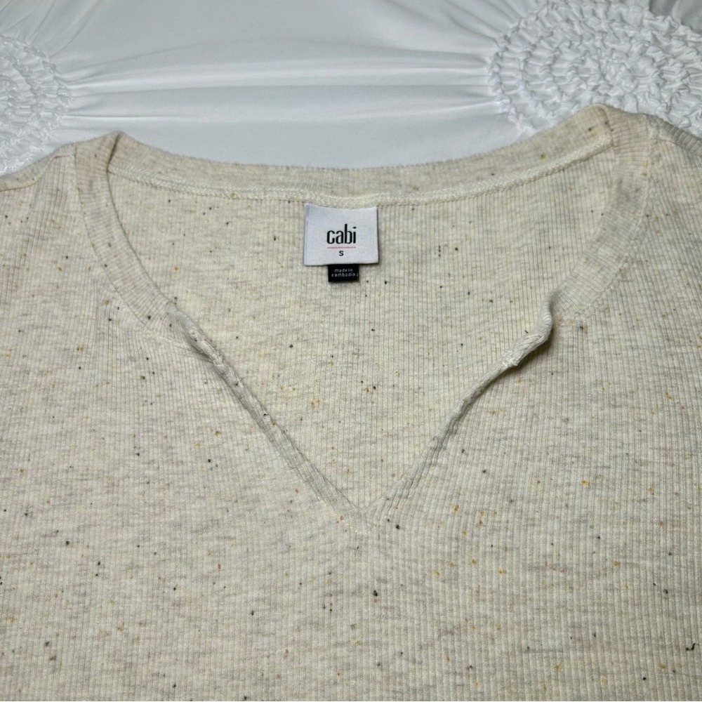 Cabi Oatmeal Color Henley V Neck Long Sleeve Top Size Small - Picture 8 of 14